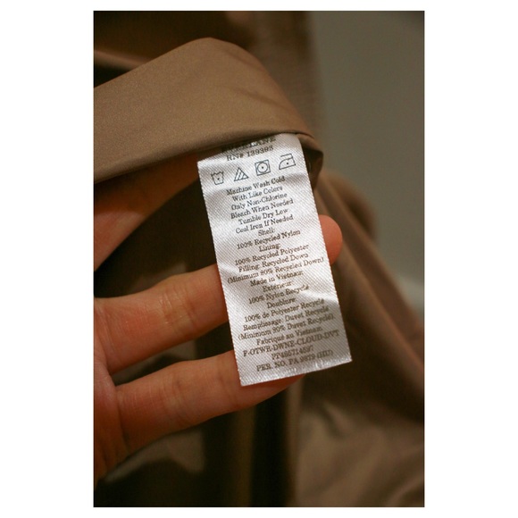 Everlane Duvet Puffer - Cream Puffer Jacket - Picture 9 of 16